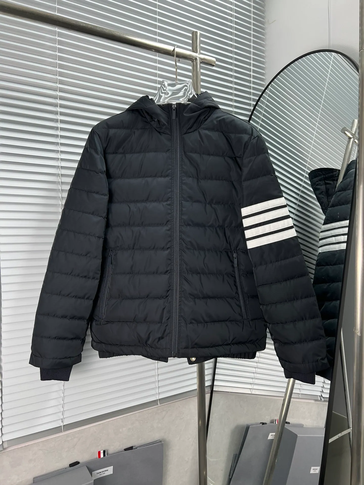 Thom Browne New Arrival Classic 100 ， 90 Lightweight， ！ ，Classic ：Gray Blue Black Size：1 2 3 4
